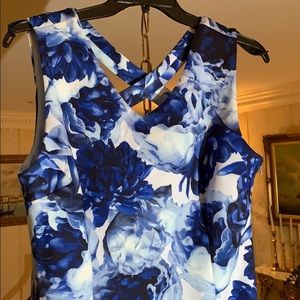 T Tahari Multi Blue Roses Stretch Sheath Dress NWT